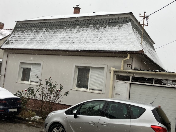 Kaposvári zöldövezeti 100+43m2-es családi ház 57,5 millió