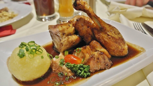 87/2. Szakács német hotel munka Deggendorf